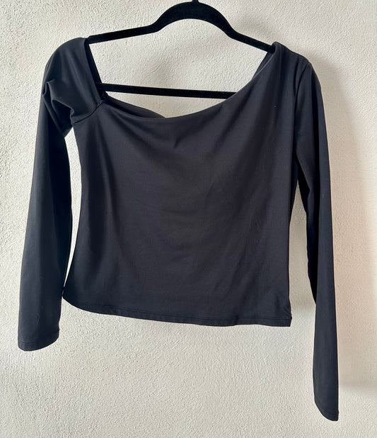 Blusa top OYSHO (nuevo)